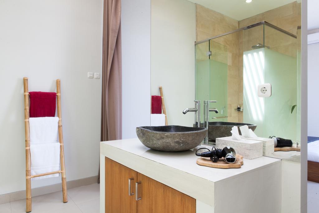 Maxwell Legian Villa Екстер'єр фото